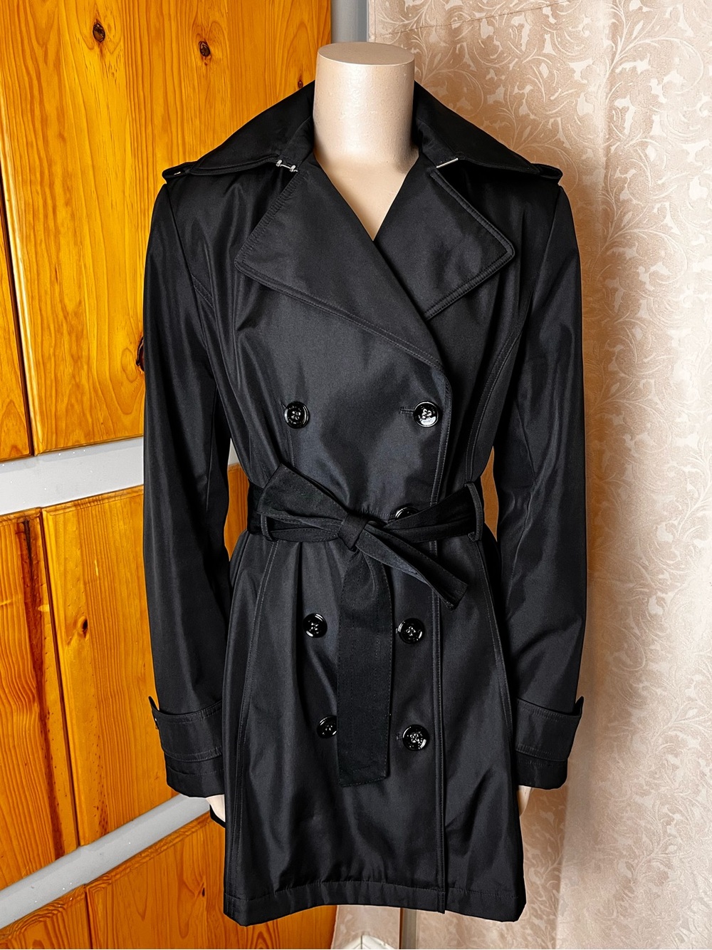 CALVIN KLEIN Classic Short Black Button-Up Belted Trench Coat - Sz Medium